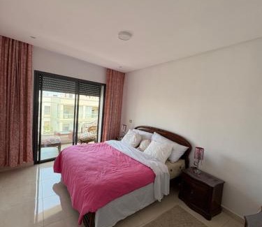 Cherrat Apartment | Grand Appartement de standing proche plage avec piscine privée