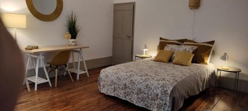 Castres Apartment | Grand Appartement Hyper Centre Castres 5 Chambres 10 personnes