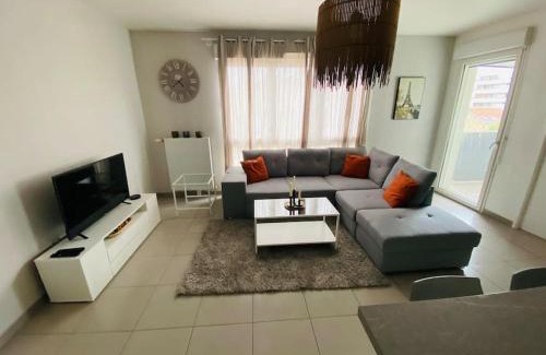 Aubervilliers Apartment | Grand appt proche Paris Parking