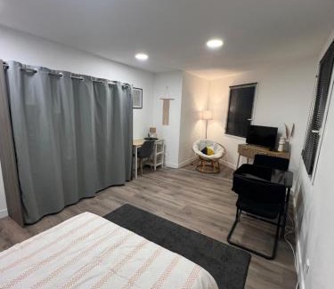Aytre Apartment | Grand Apt tout équipé et confortable