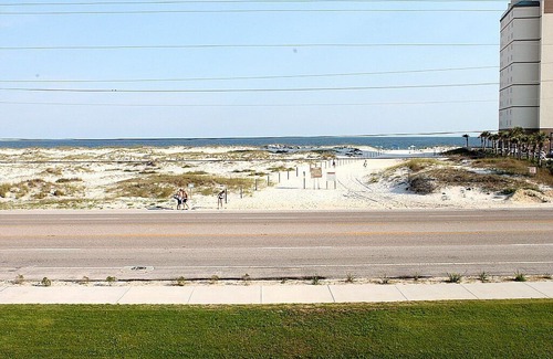 Gulf Shores Condo | Grand Beach Resort 205 - Cozy, Beach-View Condo w/ Cute Décor - Beachball Properties