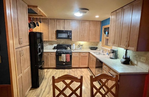 Parks House | Grand Canyon Elk Camp in Parks