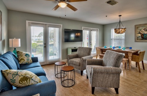 Crystal Beach Condo | Grand Caribbean East 113| Ground Floor & Only Steps to the Beach| Free Fun!