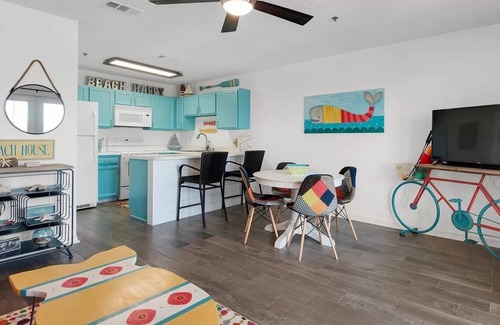 Crystal Beach Condo | Grand Caribbean East 308~Scenic 98 Destin Crystal Beach~Gulf View~Pool & Hot Tub