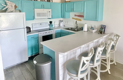Crystal Beach Condo | Grand Caribbean East 308~Scenic 98 Destin Crystal Beach~Gulf View~Pool & Hot Tub