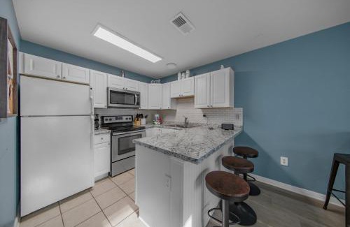 Ono Island Apartment | Grand Caribbean in Perdido Key 111E by Vacation Homes Collection