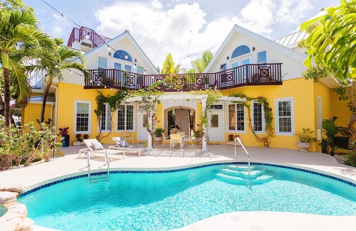 West Bay Bed & Breakfast | Grand Cayman's Award-Winning Shangri-La Bed & Breakfast-Quiet Bougainvillea Room