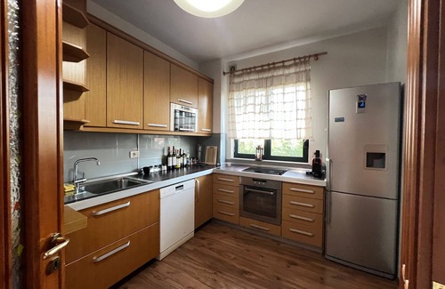 Tirana Apartment | Grand Central Apartment LTH