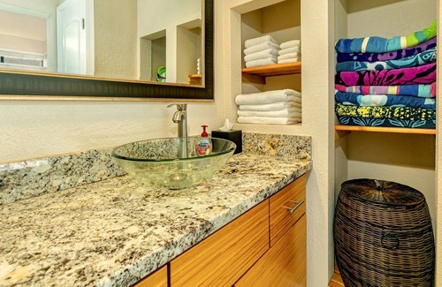 Wailea Condo | Grand Champions 89 Lovely 2 BR/2 BA ocean view condo. Cold A/C! No stairs!