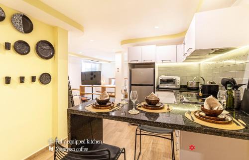 Colonia Cuauhtemoc Apartment | Grand Chapultepec by Kukun