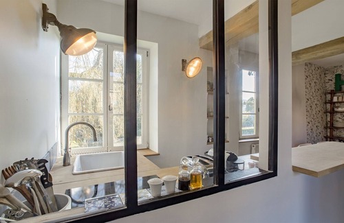 Lyons-la-Foret Apartment | Grand Comfort Apartment in Normandy - Lyons-la-Foret area - 2 bedrooms