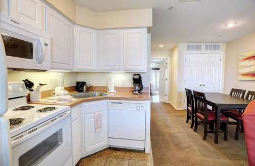 Branson Apartment | Grand Crowne Resort