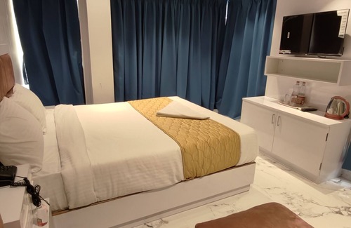 Jogeshwari West Hotel | Grand Dyad Hotel