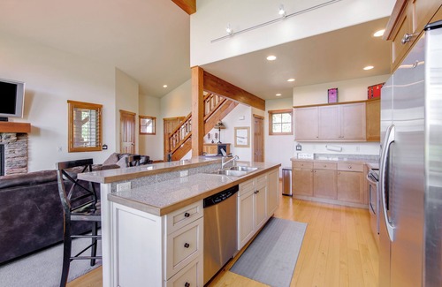 Grand Elk Ranch Cottage | Grand Elk Golf Club On-site: Mtn-view Home w/Deck
