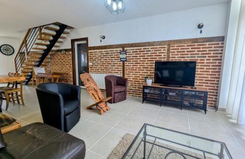Lys-Saint-Georges House | Grand Gîte en Berry avec Jardin, Jeux et Parking - FR-1-591-714