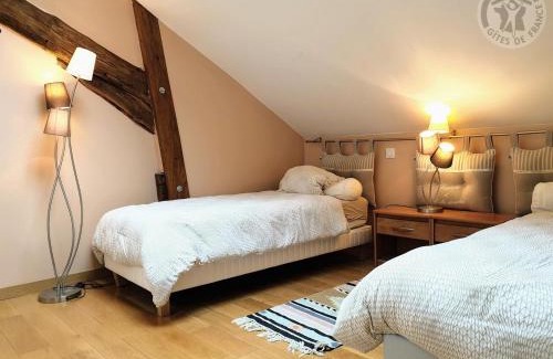 Mareil-le-Guyon House | Grand gîte rénové avec terrasse, parking privé et équipements complets, proche Versailles et nature - FR-1-527-41