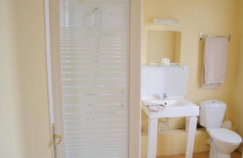 Evreux Hotel | Grand Hôtel De La Gare