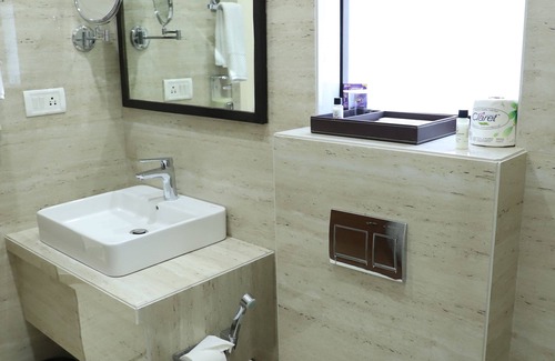Jabalpur Hotel | Grand Heritage Narmada Jacksons