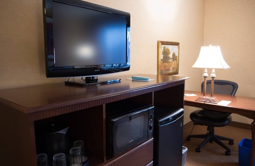 Tigard Hotel | Grand Hotel at Bridgeport