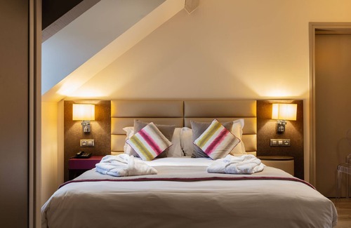 Uriage-les-Bains Hotel | Grand Hotel & Spa Uriage