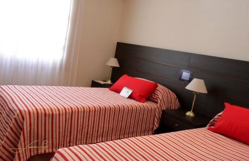 Nueve de Julio Hotel | Grand Hotel Libertad