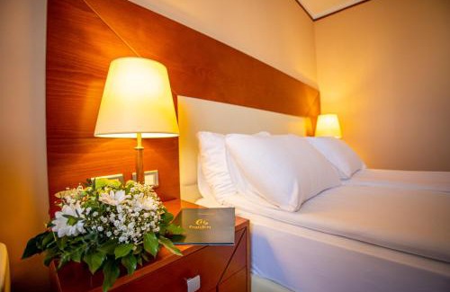 Tuzla Hotel | Grand Hotel Tuzla
