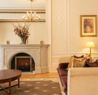 Kelvinbridge Apartment | Grand in the Park