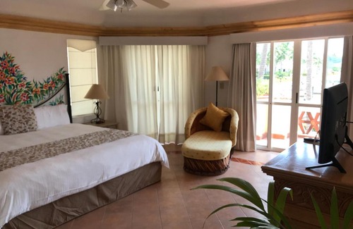 Isla Navidad Villa | Grand Isla Navidad Resort- Villas de la Marina