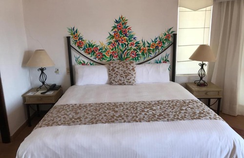 Isla Navidad Villa | Grand Isla Navidad Resort- Villas de la Marina