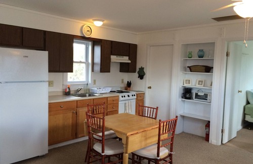 Grand Isle Cottage | Grand Isle Lakefront Cottage