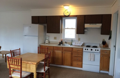 Grand Isle Cottage | Grand Isle Lakefront Cottage