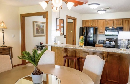 Shangri-La Estates Condo | Grand Lake Getaway – Vista Towers 10th Floor Condo with Golf & Lake Views