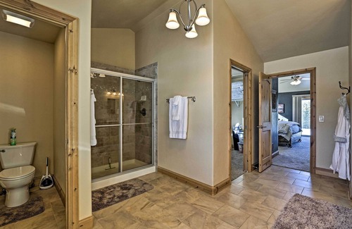 Grand Lake House | Grand Lake Getaway: Walk to Shadow Mountain Lake!