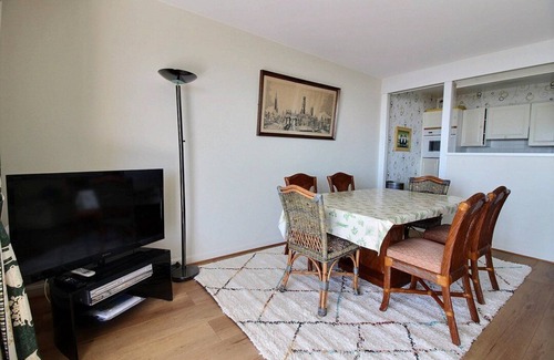 Hardelot-Plage Apartment | GRAND LARGE A C2: Large seafront apartment for 6 people