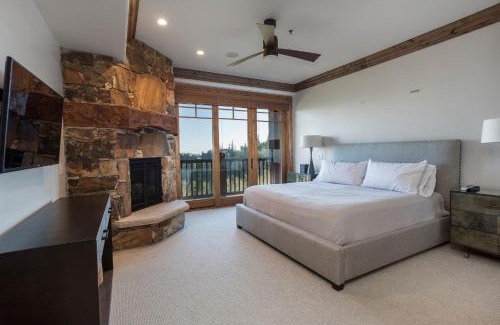 Empire Pass Apartment | Grand Lodge - 3-Bedroom Deluxe #408 - Ski-in out condo