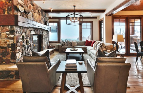 Empire Pass Condo | Grand Lodge Luxurious 3 bedroom Deluxe ski-in/ski-out condo