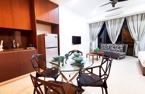 Medini Apartment | Grand Medini DELUXE studio #2 @JB City Homestay