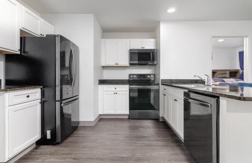 Johnson City Apartment | Grand Monarch! Best for Extended Stays!