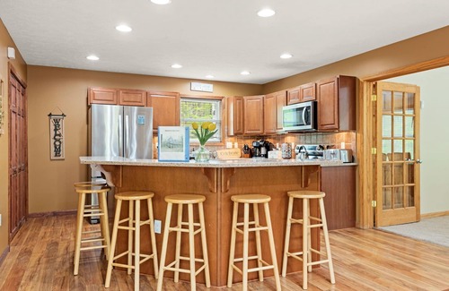 Albrightsville House | Grand Mountain Chalet-Nature at your doorstep- 6 bedrooms 4,200 sf - Game Room