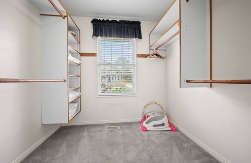 North Ogden House | Grand Ogden Lodge, Hot Tub, Close to Ski Resorts – 6 BR | 5 Baths | Hot Tub