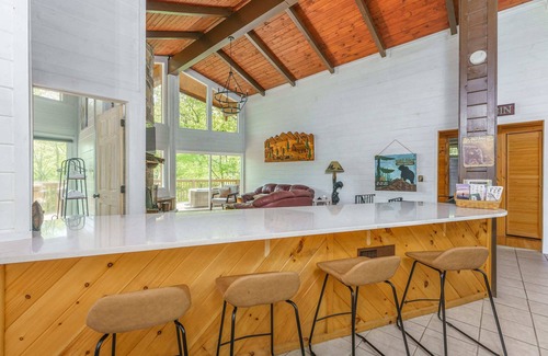 Chalet Village Cabin | Grand Ole Chalet:Mt Views,Fireplace,Firepit,Arcade