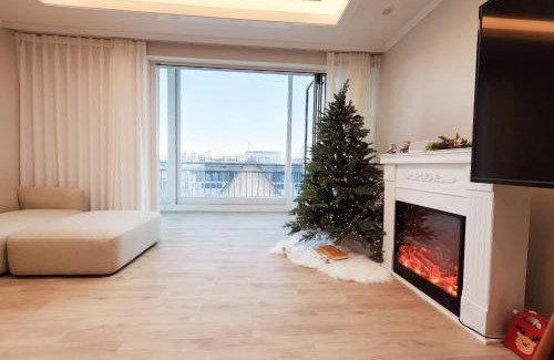 Yeonnam-dong Apartment | Grand open Hongdae houes 4bdr 2bth