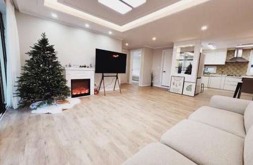 Yeonnam-dong Apartment | Grand open Hongdae houes 4bdr 2bth