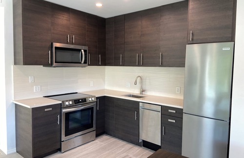 Estate Enighed Villa | Grand Opening Special- Edgewater Villas-2B/2Ba,neasy walking location to town