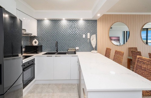 Caloundra Apartment | GRAND PACIFIC UNIT 104