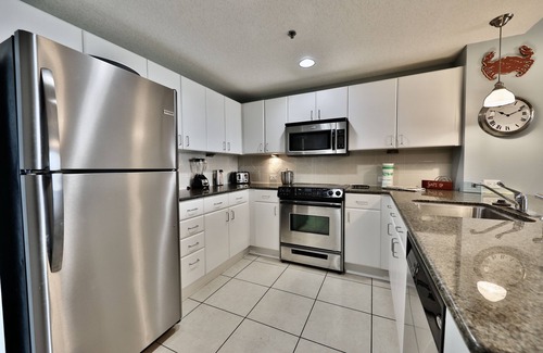Panama City Beach Condo | Grand Panama 2BR 2BA w/bunks sleeps 8! 5th floor Gulf Front!