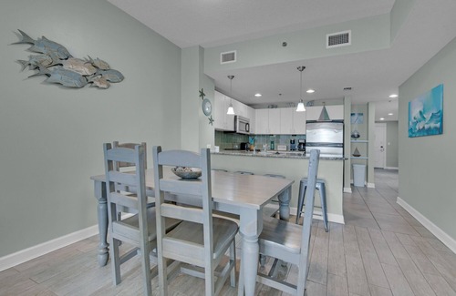 Panama City Beach Condo | Grand Panama Resort, Updated, 2 Beach Chairs & Umbrella Included!