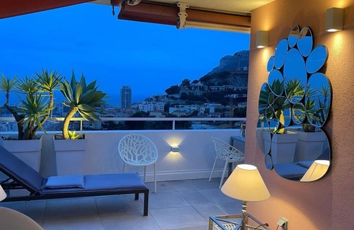Beausoleil Apartment | Grand Penthouse Dernier Étage Face Tour Odeon vue Panoramique mer et Monaco