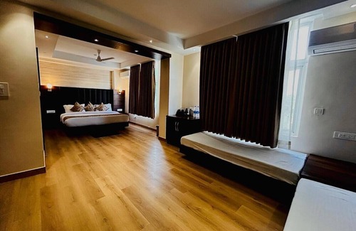 Mohangarh Hotel | Grand Pinnacle Lucknow