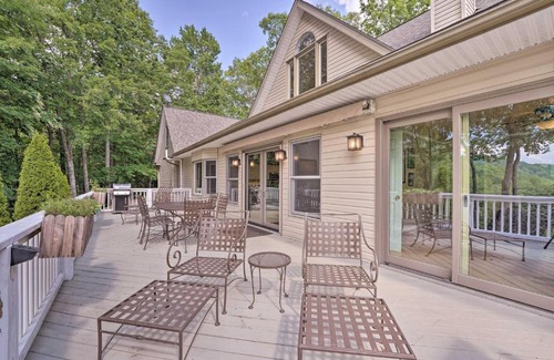 Pisgah Forest House | Grand Pisgah Forest Home on Secluded 5 Acres!